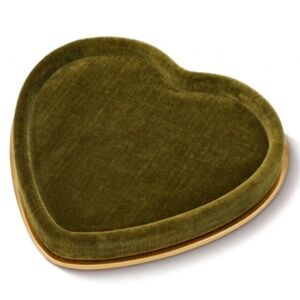 AERIN Valentina Velvet Heart Tray in Green